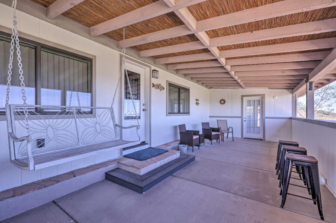 Rustic Bullhead City Retreat With Porch And Views Extérieur photo